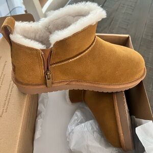 Cozy Tan Kids Boots